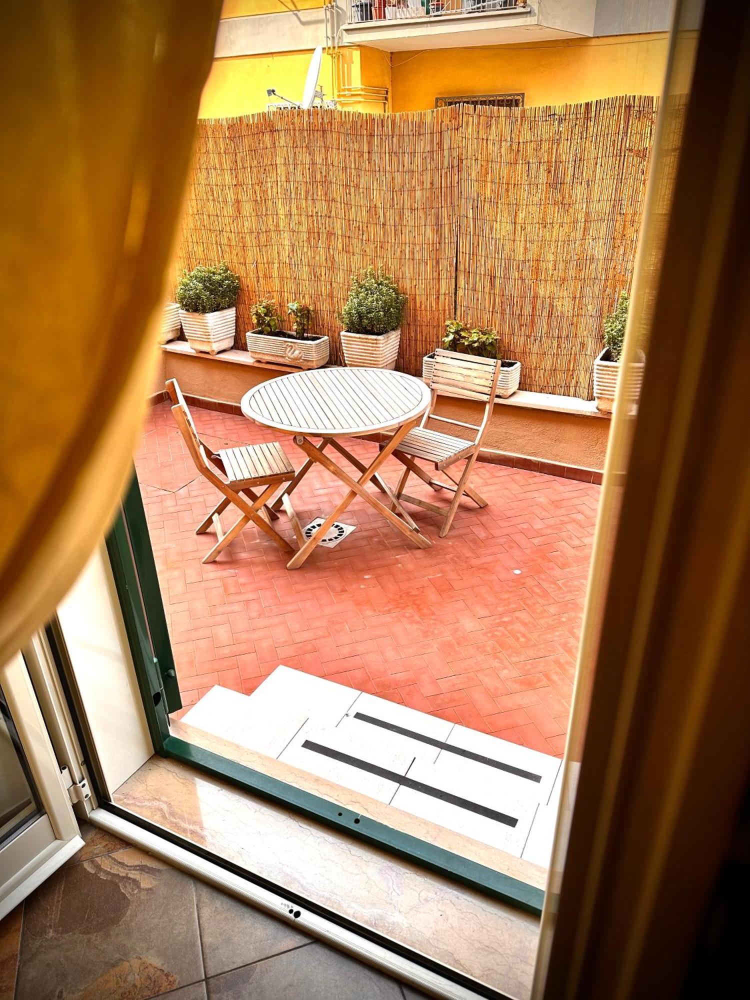 Casa Di Lo Apartment *
